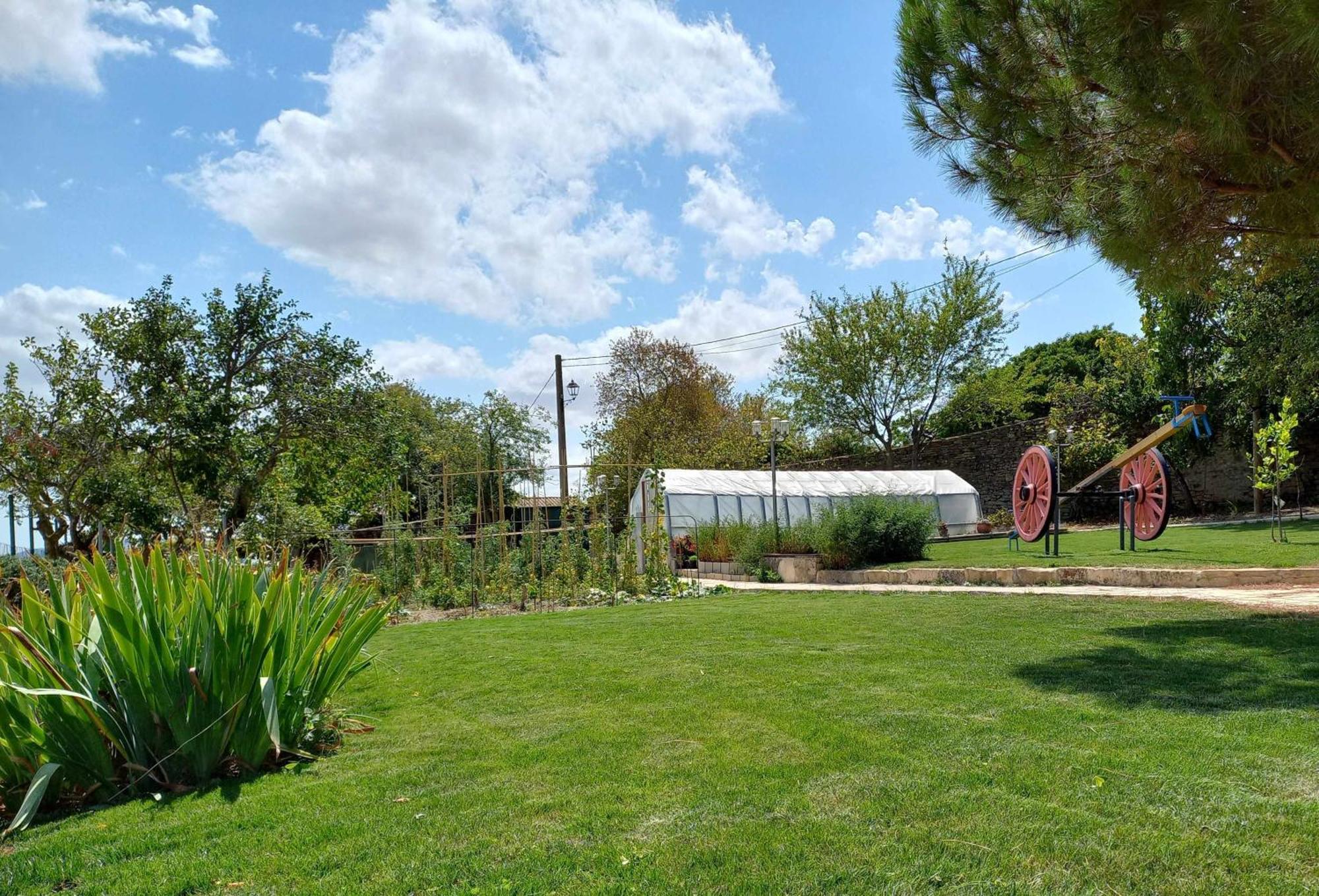Casa Albaitar, alojamiento rural con jardin Azcona Exterior foto