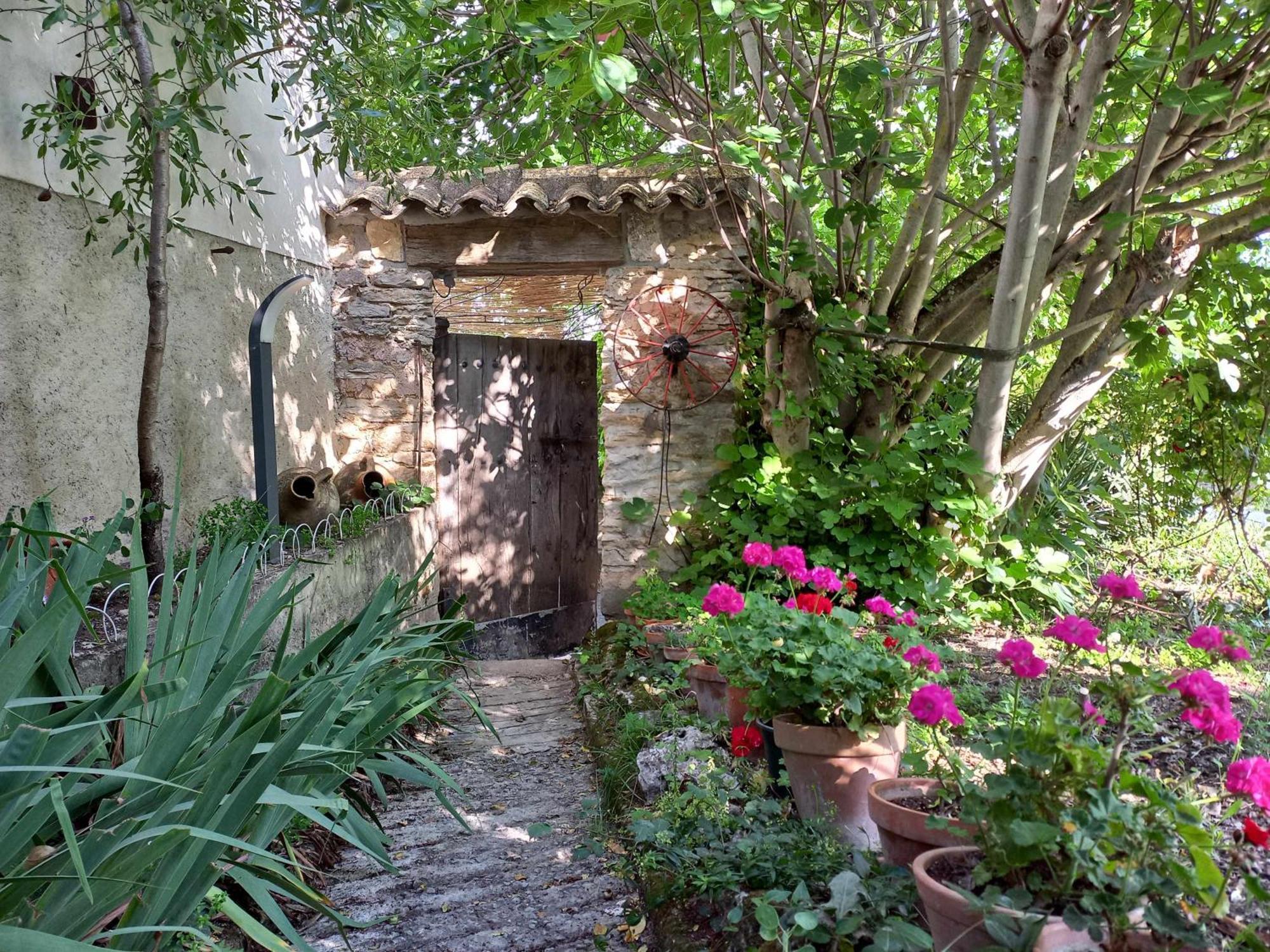Casa Albaitar, alojamiento rural con jardin Azcona Exterior foto